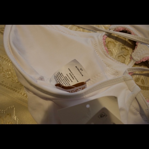 BECCA. Special. 42 - Picture 6 of 7